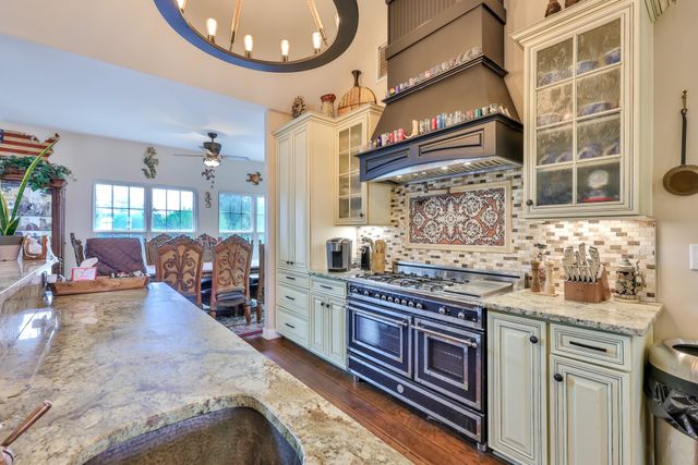 815 S Willow Dr., Surfside Beach, SC 29575