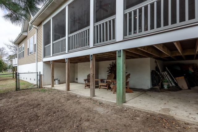 815 S Willow Dr., Surfside Beach, SC 29575