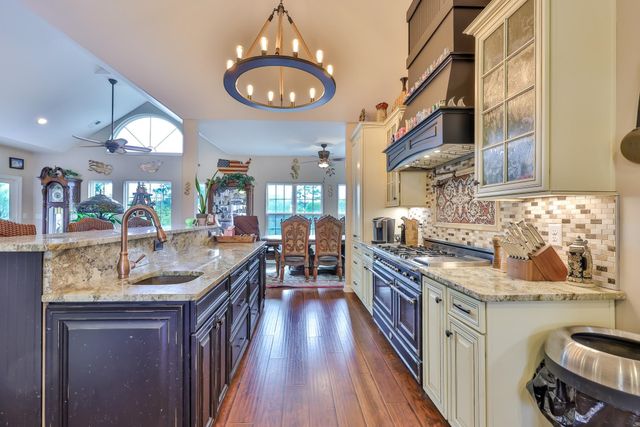 815 S Willow Dr., Surfside Beach, SC 29575