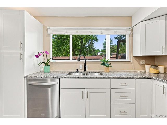 4268 E Maplewood Way, Littleton, CO 80121