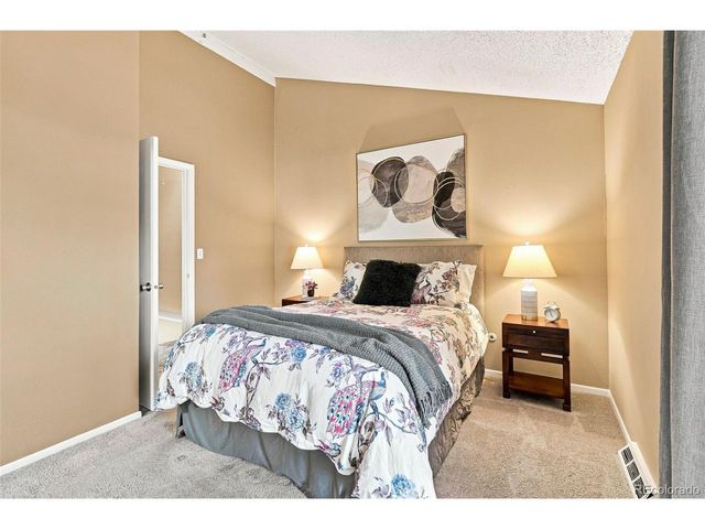 4268 E Maplewood Way, Littleton, CO 80121
