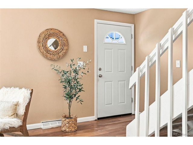 4268 E Maplewood Way, Littleton, CO 80121