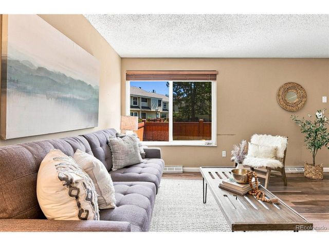 4268 E Maplewood Way, Littleton, CO 80121