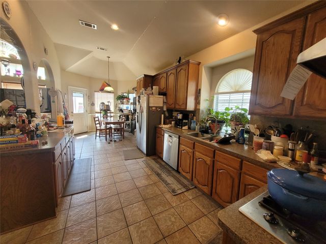 7113 Brekenridge Drive, Fort Worth, TX 76179