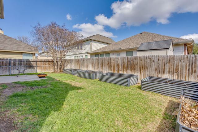 10020 Chrysalis Drive, Fort Worth, TX 76131