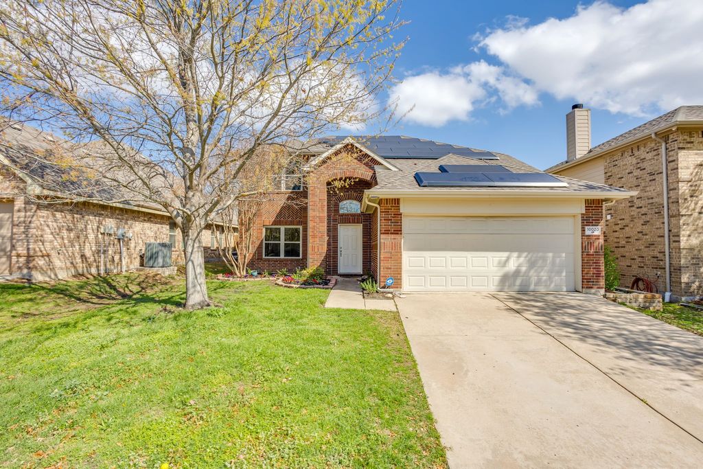 10020 Chrysalis Drive, Fort Worth, TX 76131