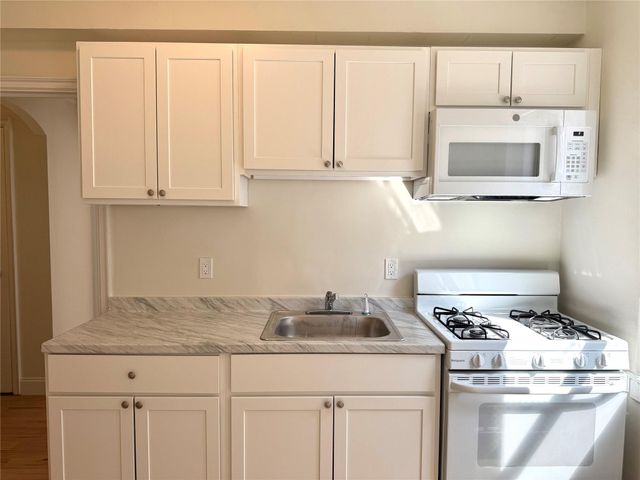 300 Main Street 1K, White Plains, NY 10601