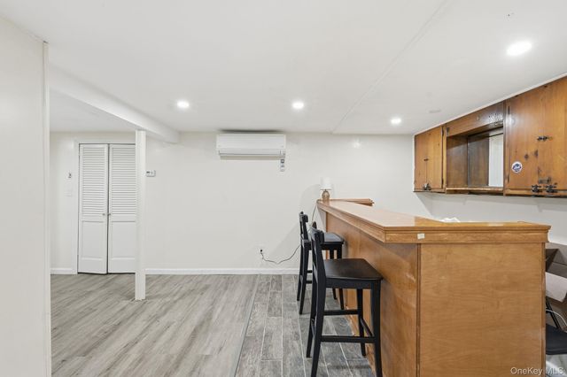 295 union Avenue, Lynbrook, NY 11563