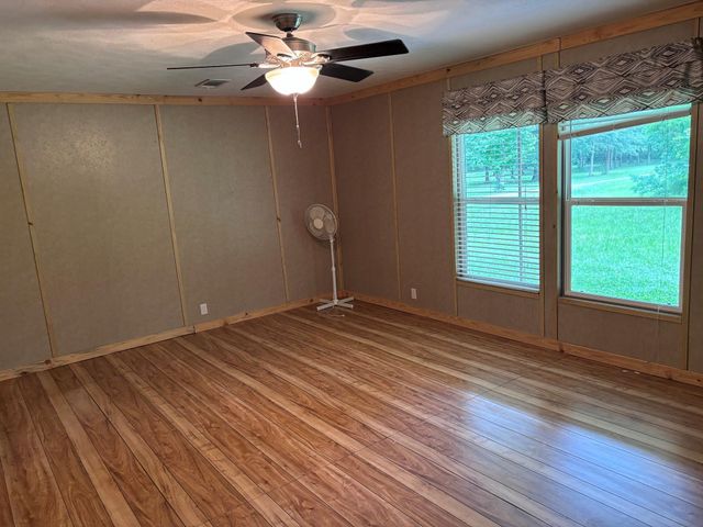 20130 Highway 146 N, Liberty, TX 77575