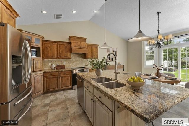 332 Beulahs Lane, Idaho Falls, ID 83401