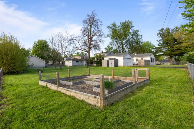 638 N Lombard Avenue, Lombard, IL 60148