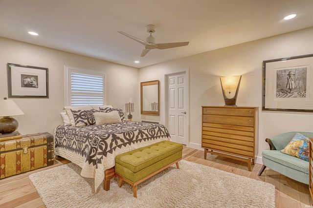 1220 S Royal Avenue, Evansville, IN 47715