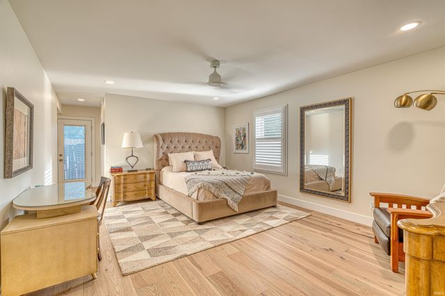1220 S Royal Avenue, Evansville, IN 47715