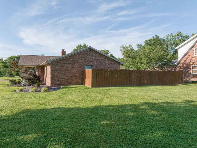 1220 S Royal Avenue, Evansville, IN 47715