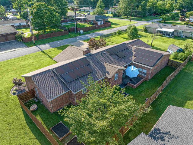 1220 S Royal Avenue, Evansville, IN 47715