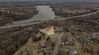 6501 NW Valley View Drive, Parkville, MO 64152