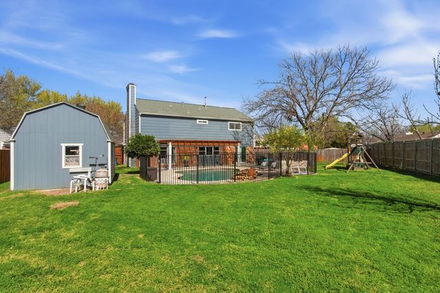 5325 Baker Court, Flower Mound, TX 75028