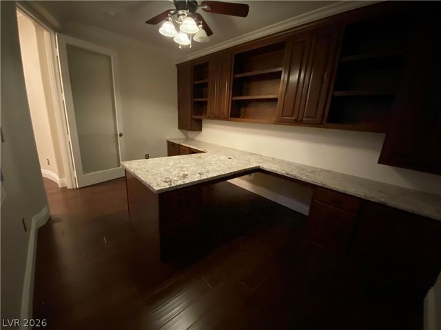 9337 Outer Banks Avenue, Las Vegas, NV 89149