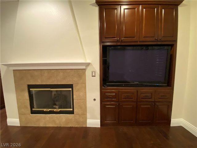 9337 Outer Banks Avenue, Las Vegas, NV 89149