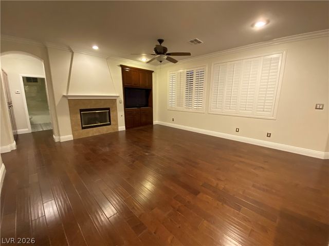 9337 Outer Banks Avenue, Las Vegas, NV 89149