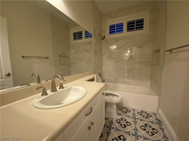 9337 Outer Banks Avenue, Las Vegas, NV 89149