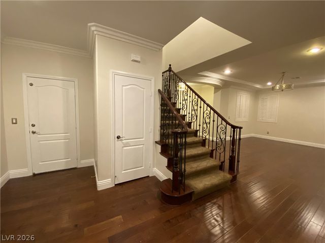 9337 Outer Banks Avenue, Las Vegas, NV 89149