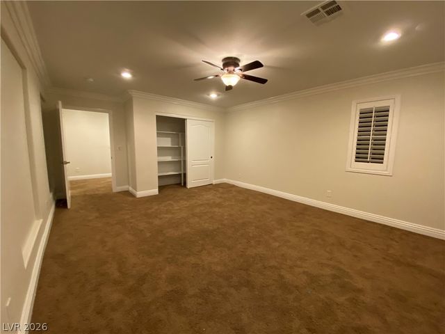 9337 Outer Banks Avenue, Las Vegas, NV 89149