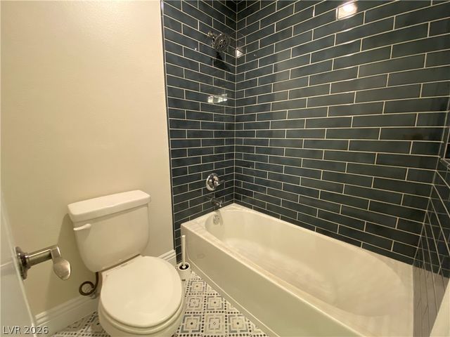 9337 Outer Banks Avenue, Las Vegas, NV 89149