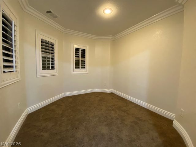 9337 Outer Banks Avenue, Las Vegas, NV 89149