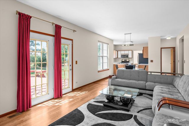 1348 Amaranth Drive, Naperville, IL 60564