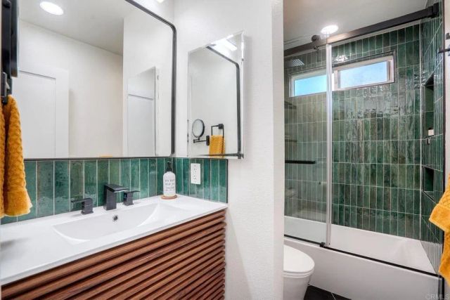 4647 Pico Street 100, San Diego, CA 92109