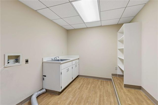 7085 Riverside Drive, Atlanta, GA 30328