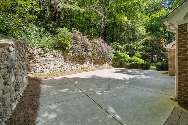 7085 Riverside Drive, Atlanta, GA 30328