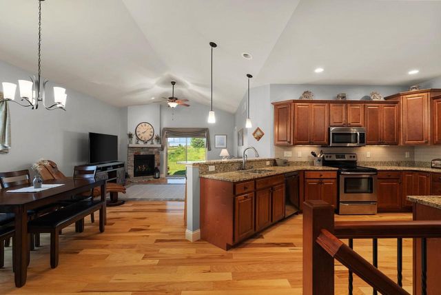 6781 Village Walk Lane, Deforest, WI 53532