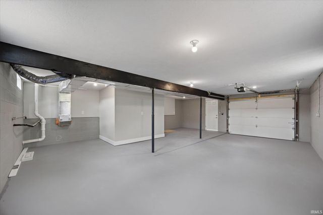 8803 S Rockport Road, Springville, IN 47462