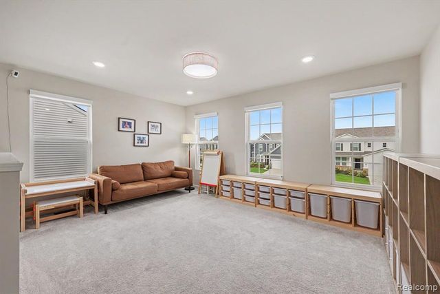 842 Ford Mill Drive, Saline, MI 48176