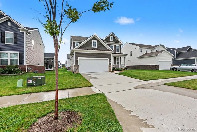 842 Ford Mill Drive, Saline, MI 48176