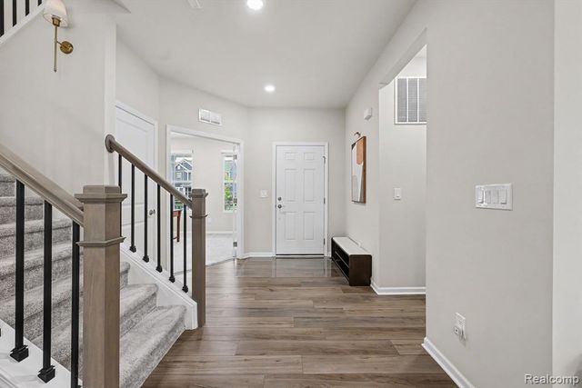 842 Ford Mill Drive, Saline, MI 48176