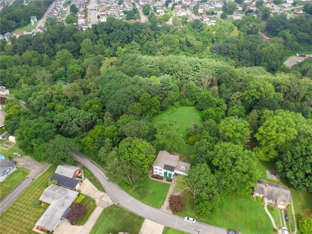 1211 Reed St, North Huntingdon, PA 15642