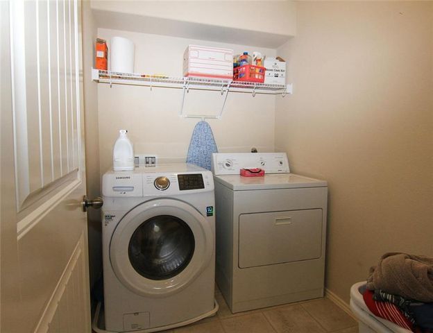 2705 Overton ST, Round Rock, TX 78665