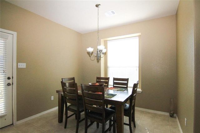2705 Overton ST, Round Rock, TX 78665