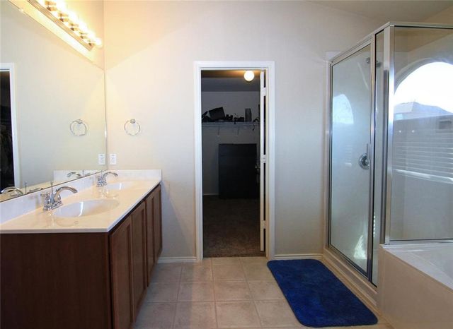 2705 Overton ST, Round Rock, TX 78665