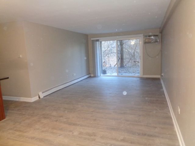 8550 S 103rd Terrace 107, Palos Hills, IL 60465