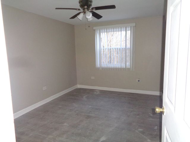 8550 S 103rd Terrace 107, Palos Hills, IL 60465