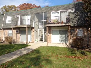 8550 S 103rd Terrace 107, Palos Hills, IL 60465