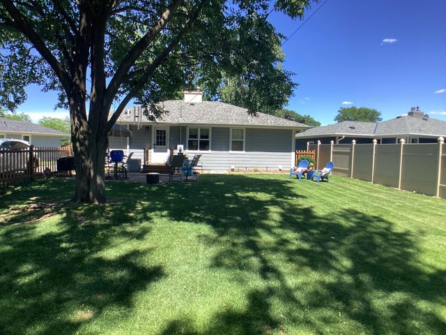 2600 Aquila Avenue S, Saint Louis Park, MN 55426