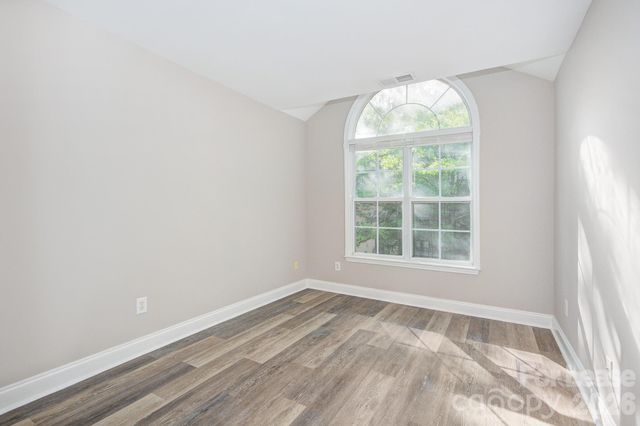 210 S Cedar Street, Charlotte, NC 28202