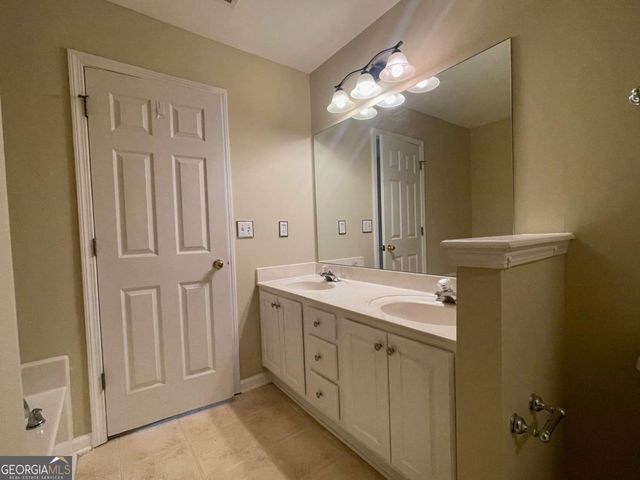 4207 Rogers Creek Court, Duluth, GA 30096