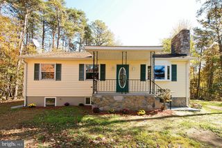 335 WHIPPORWILL LN, Cross Junction, VA 22625
