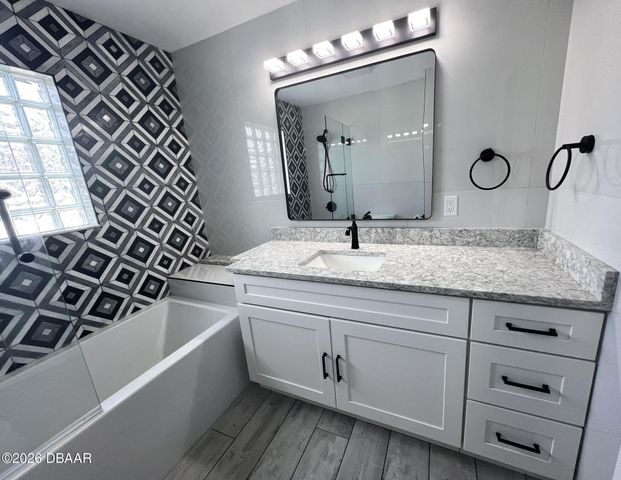 5906 Wishing Well Drive, Port Orange, FL 32127